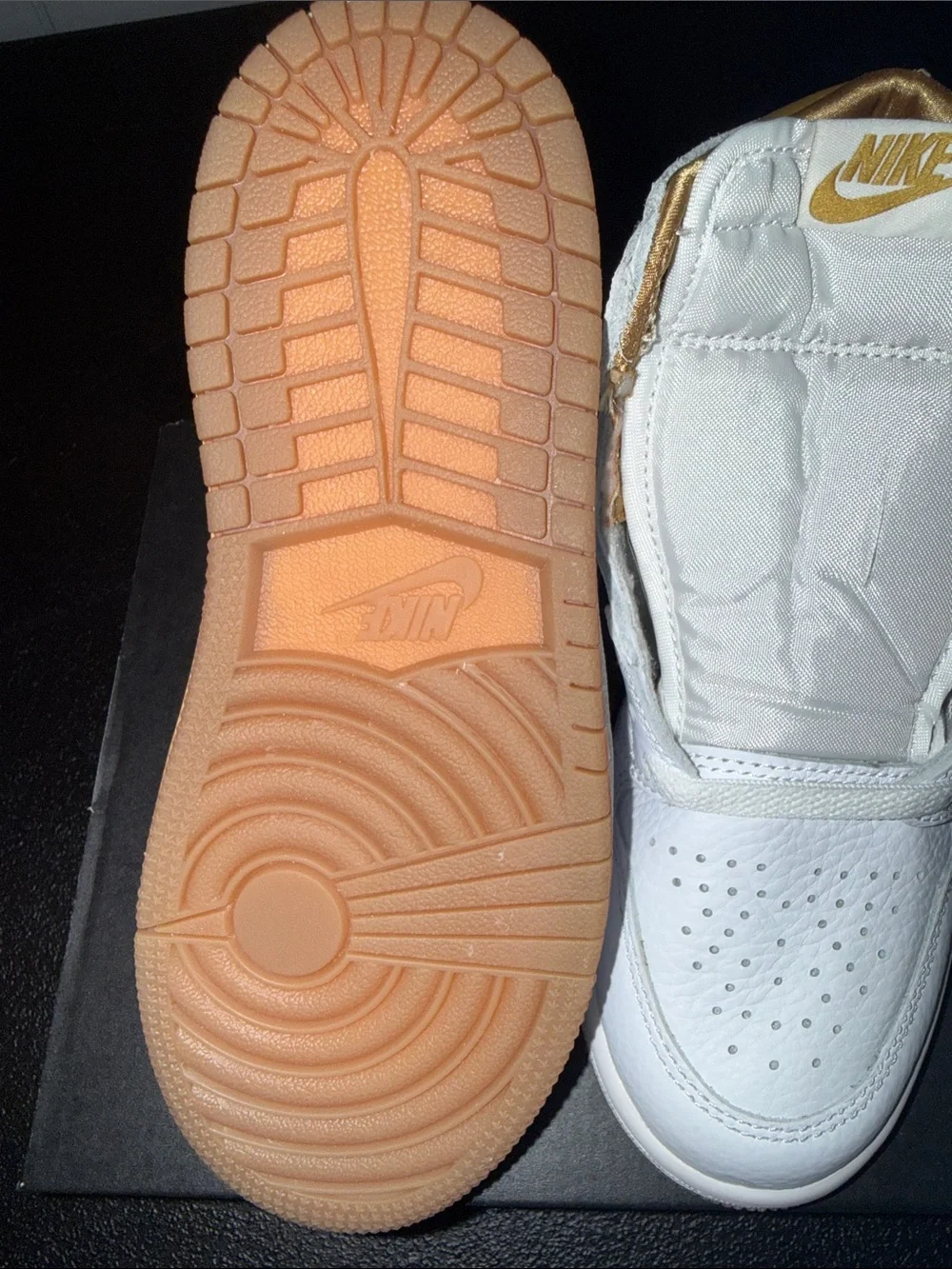 Nike Air Jordan 1 High White & Metallic Gold